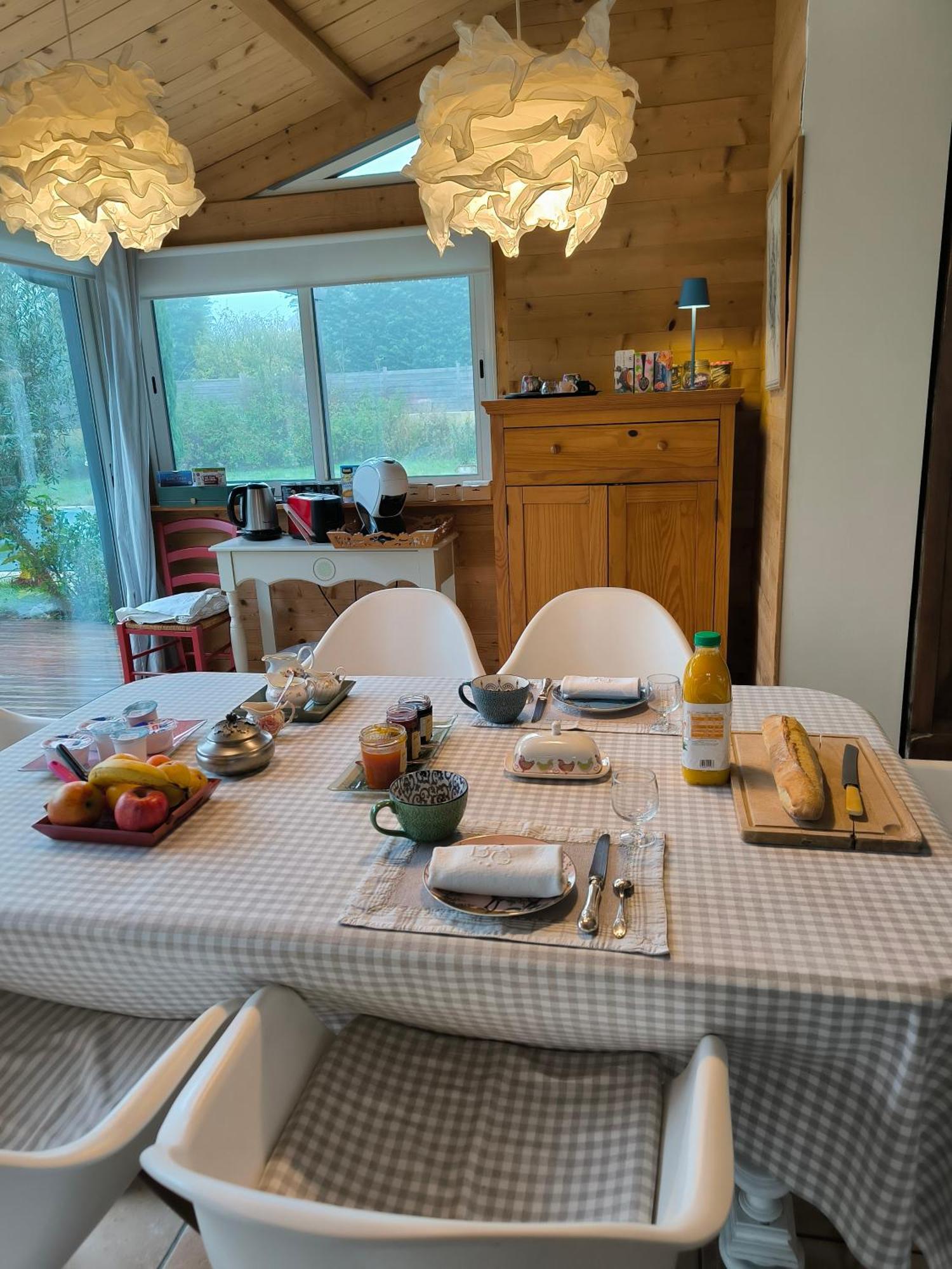 La Frenaie Bed & Breakfast Saint-Cyr-sur-le-Rhone Bagian luar foto